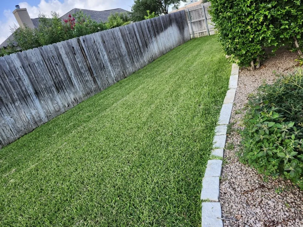 Affordable residential landscaping in Stockdale, TX - Duke's Landscaping
