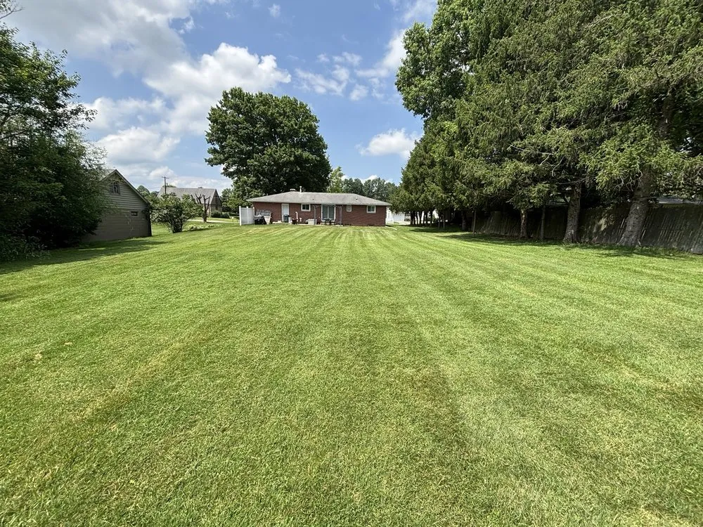 Custom garden landscaping experts serving Waynesburg, PA - Dulaneys lawn service