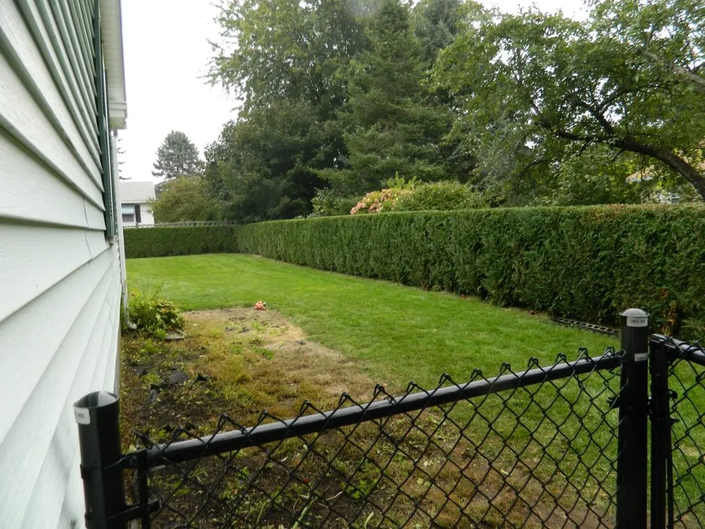 Custom lawn care service for beautiful yards across Bangor, ME - Dumond’s Lawn Care