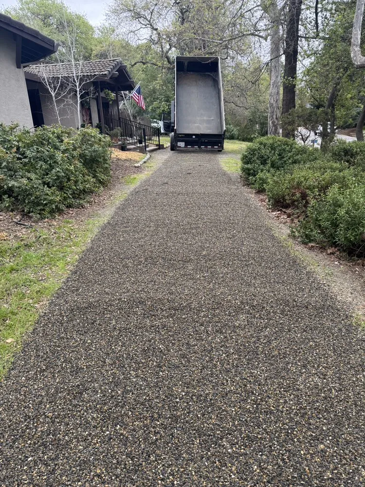 Affordable yard cleanup service in Rancho Cordova, CA by Dump Truck 916