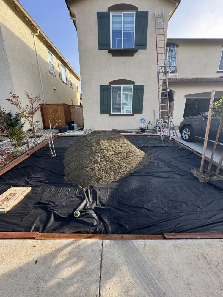 Trusted landscape design in Rancho Cordova, CA - Dump Truck 916