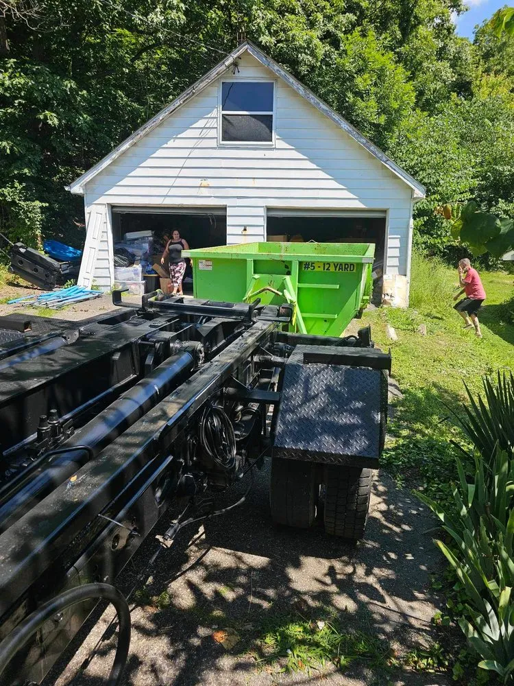 Local lawn care service experts serving Sellersburg, IN - Dumpster Shark