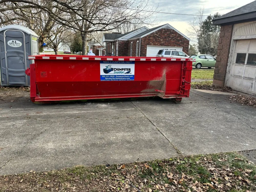 Professional lawn care service in Sellersburg, IN - Dumpster Shark