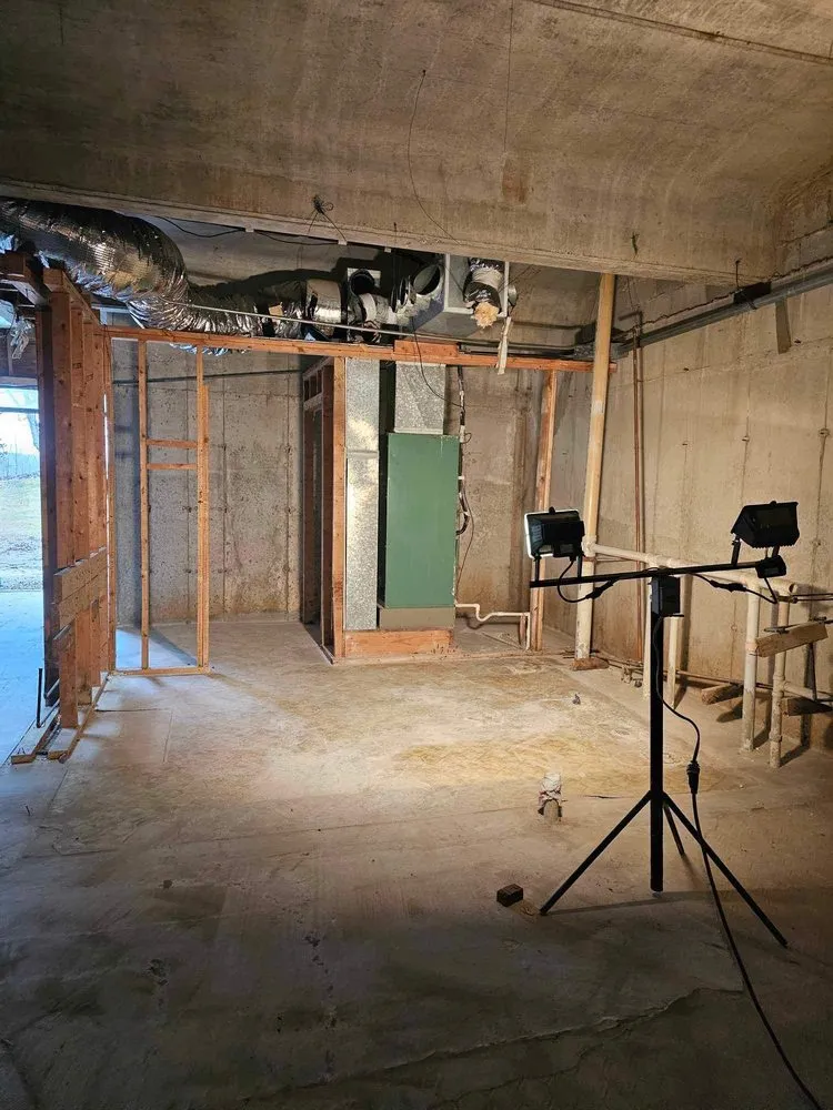 Top-rated lawn care service near you across Sellersburg, IN - Dumpster Shark