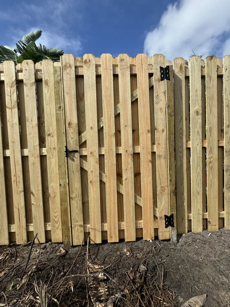 Professional yard cleanup service for homes in Tampa, FL by Dun Rite Fencing