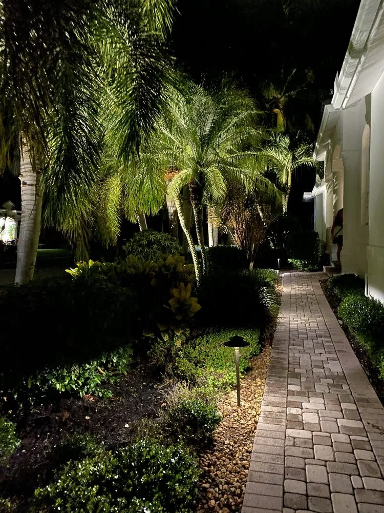 Expert lawn care service in Naples, FL by Dun-Rite