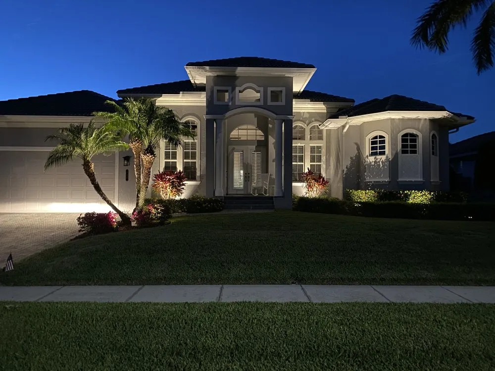 Custom lawn care service for homes in Naples, FL by Dun-Rite