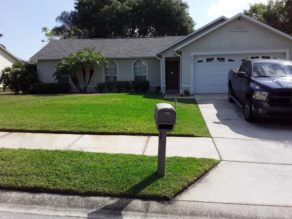 Custom lawn care service for residential properties across Aloma, FL - Dunamis Lawn care By Sonya