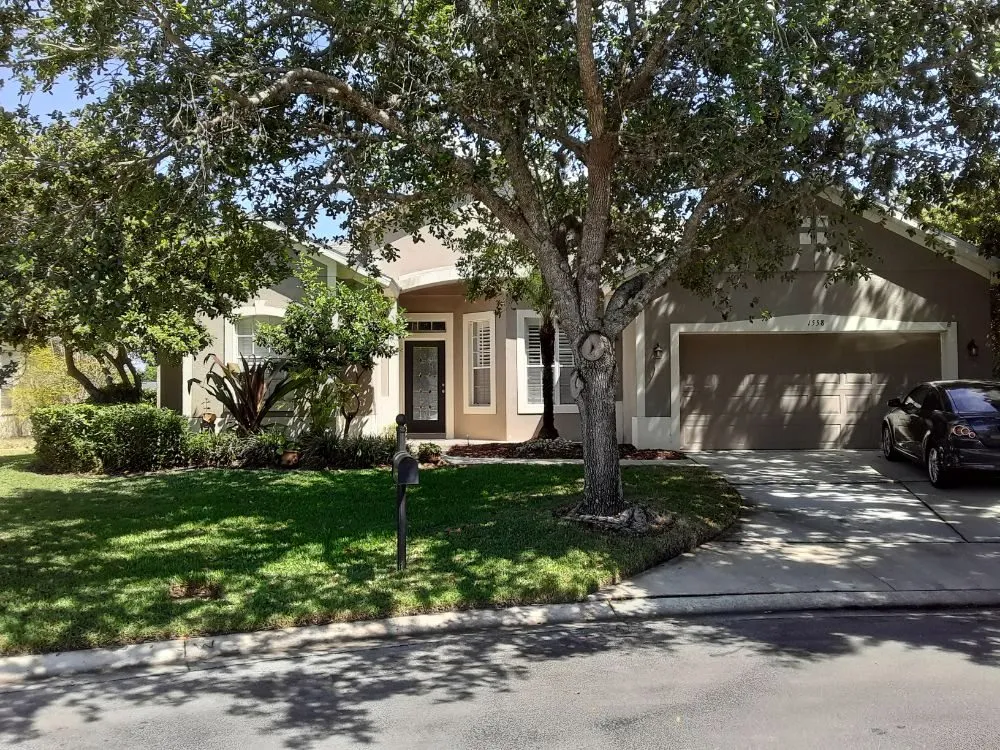 Local garden landscaping in Aloma, FL by Dunamis Lawn care By Sonya
