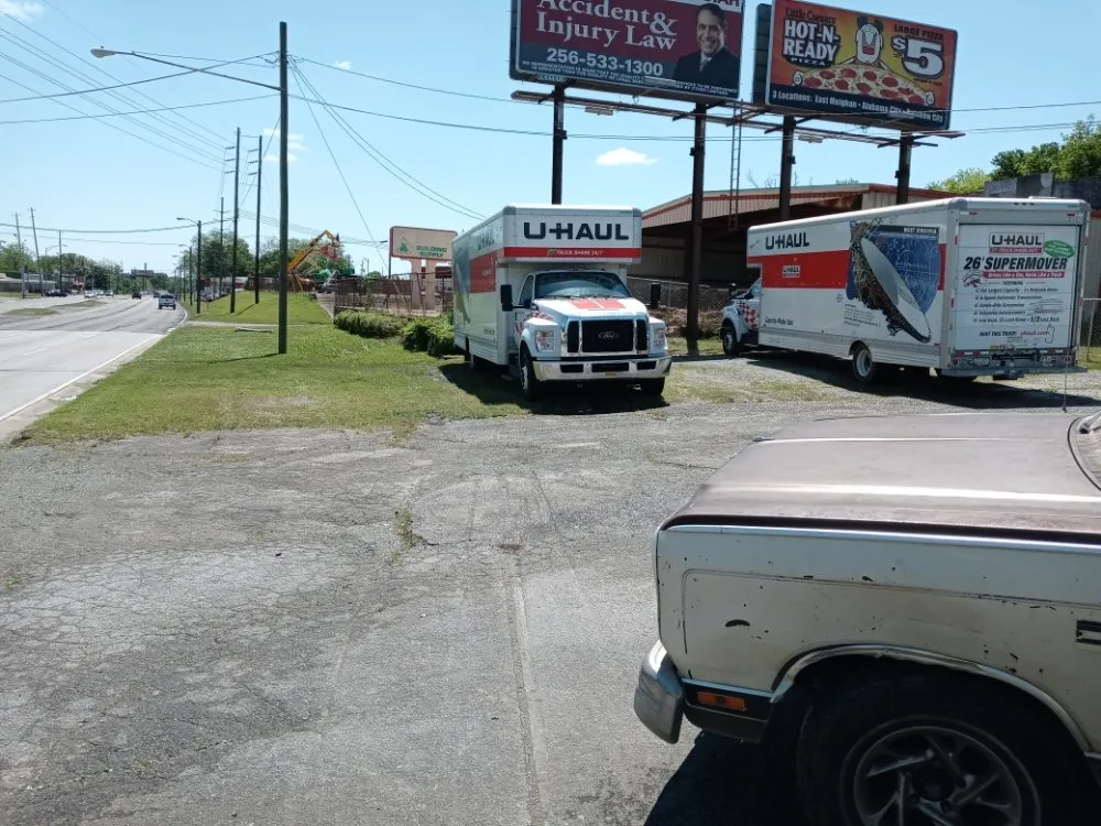 Local garden landscaping for outdoor upgrades across Gadsden, AL - Duncan Landscaping