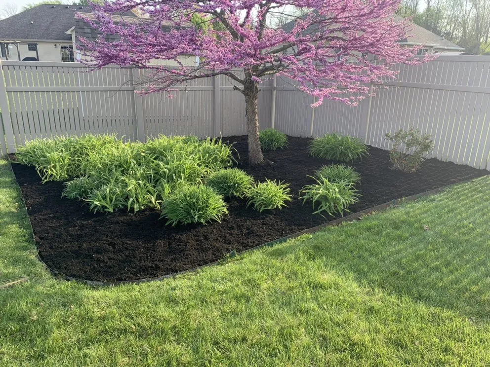 Custom outdoor landscaping for year-round maintenance in Columbus, IN by Duncan Outdoor Service’s