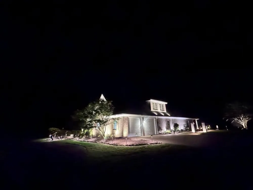 Reliable lawn care service experts serving Martin, TN - Duncans Lighting & Landscape