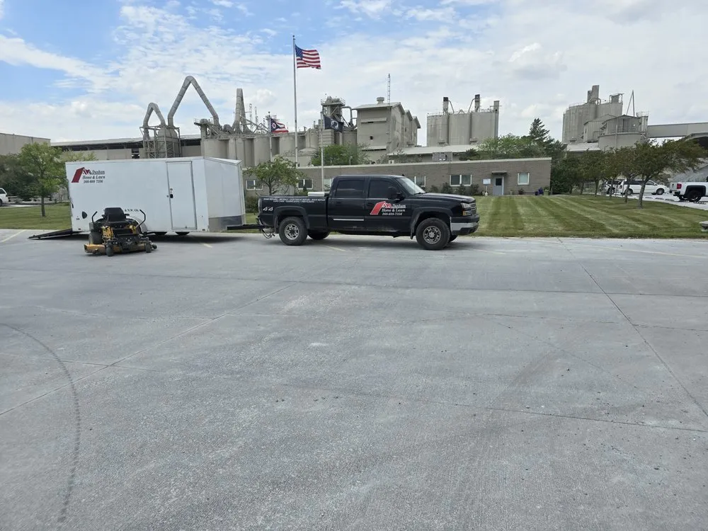 Local outdoor landscaping experts serving Woodburn, IN - Dunham Home & Lawn