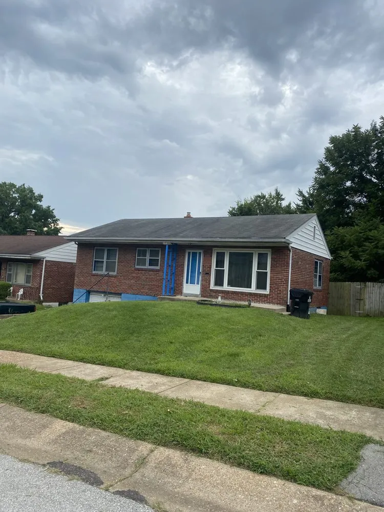 Affordable lawn care service with custom design across University City, MO - Dunn-Wright Lawn Care