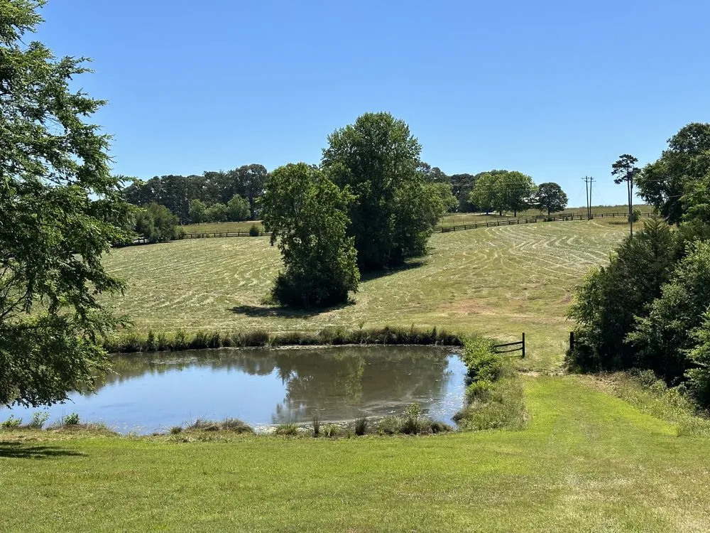 Reliable lawn mowing service experts serving Spartanburg, SC - Dunnaway's Lawn Care