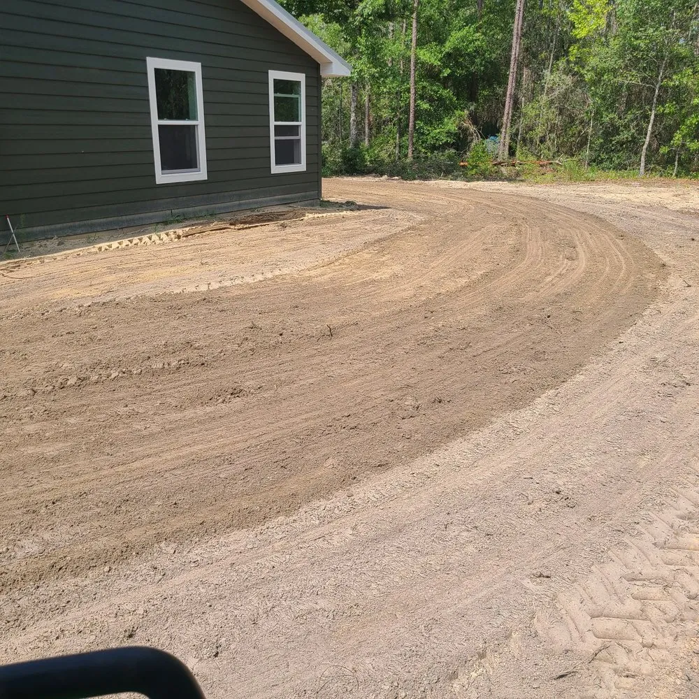 Custom landscaping services for beautiful yards across Dunnellon, FL - Dunnellon Property Services