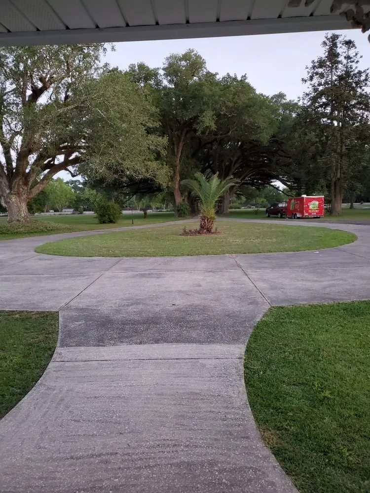 Top-rated landscape installation in Grand Bay, AL by Dunning Lawn Care