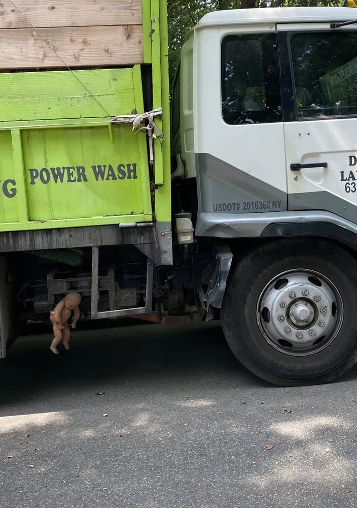 Top-rated lawn care service in Bay Shore, NY by Dunrite Landscape