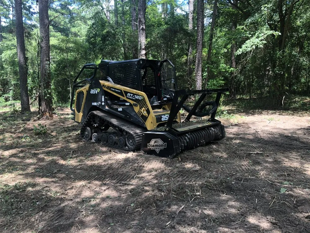 Custom garden landscaping experts serving Flint, TX - DunRite Mulching