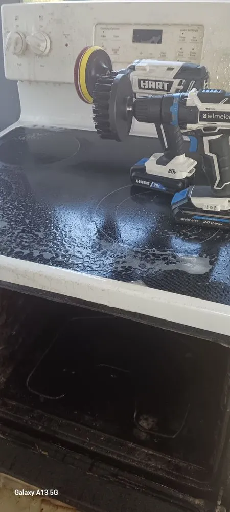 Professional garden landscaping in Lanett, AL - Dunson's Residential and Commercial Kleanin