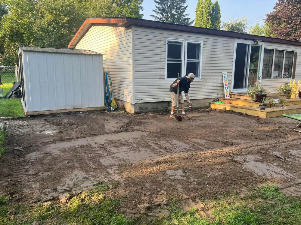 Top-rated yard cleanup service experts serving Lansing, MI - Duo Concrete