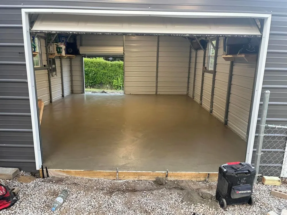 Local residential landscaping experts serving Lansing, MI - Duo Concrete