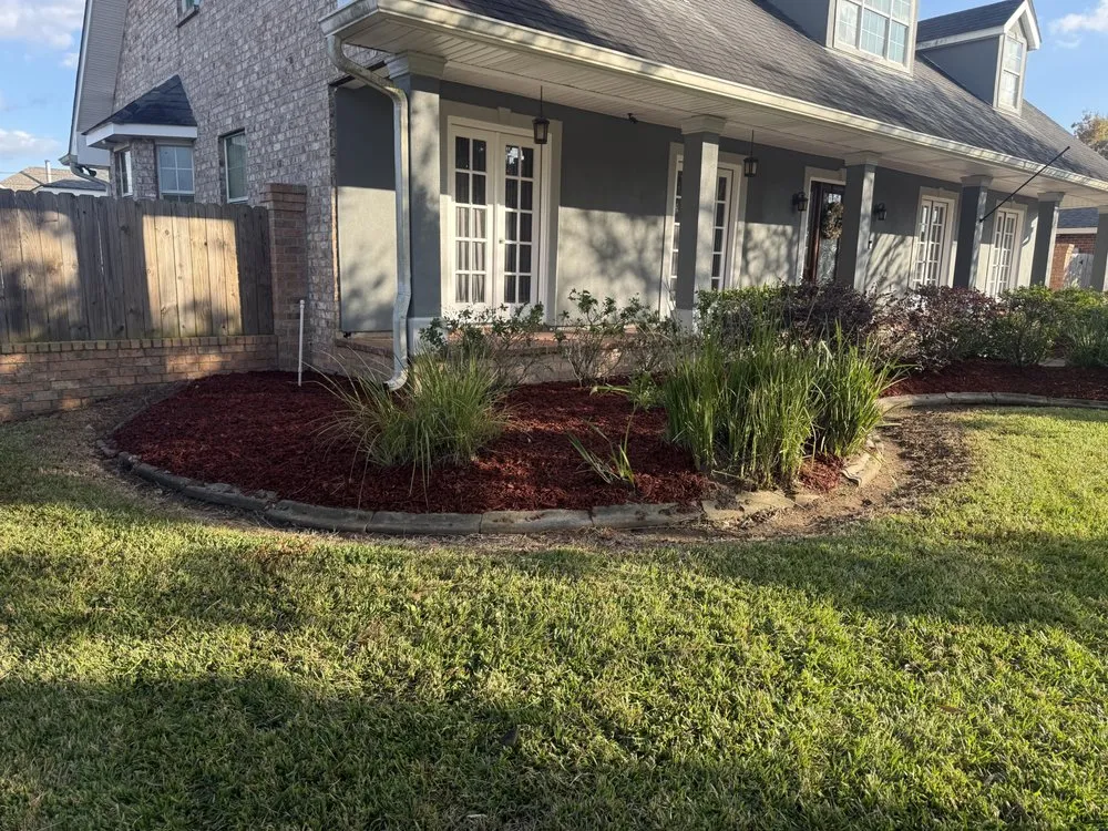 Custom garden landscaping for homes across Laplace, LA - Dupre’ Lawn & Gardening Services