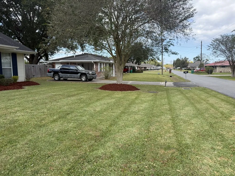 Reliable landscape design for outdoor upgrades in Laplace, LA by Dupre’ Lawn & Gardening Services