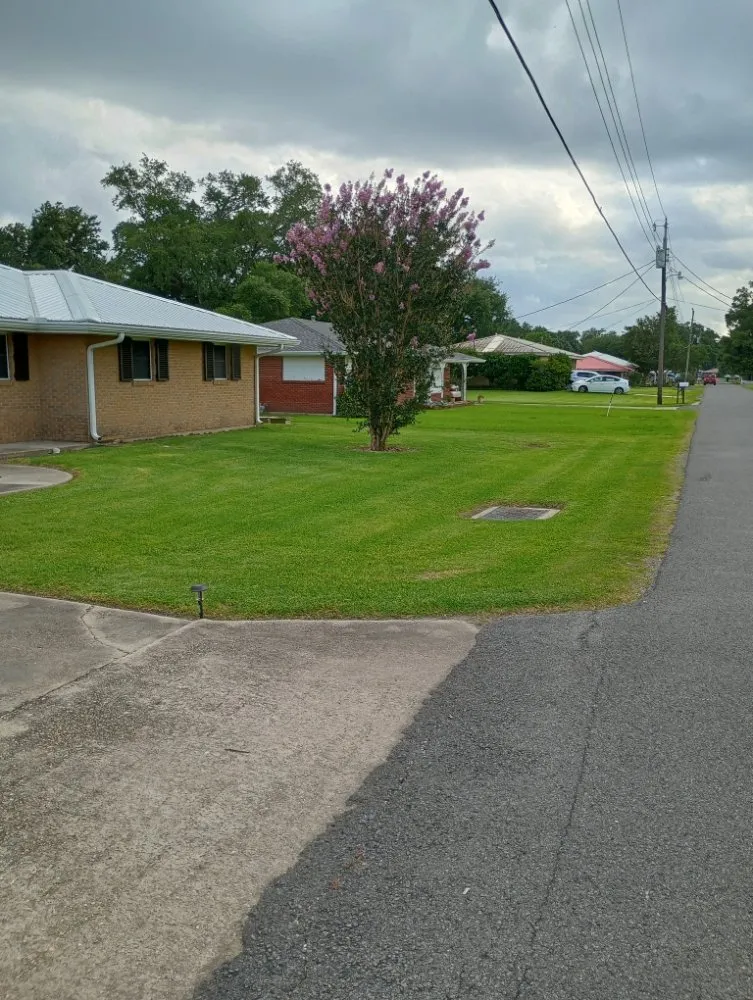 Local residential landscaping near you in Galliano, LA by Dupree's Lawn Service