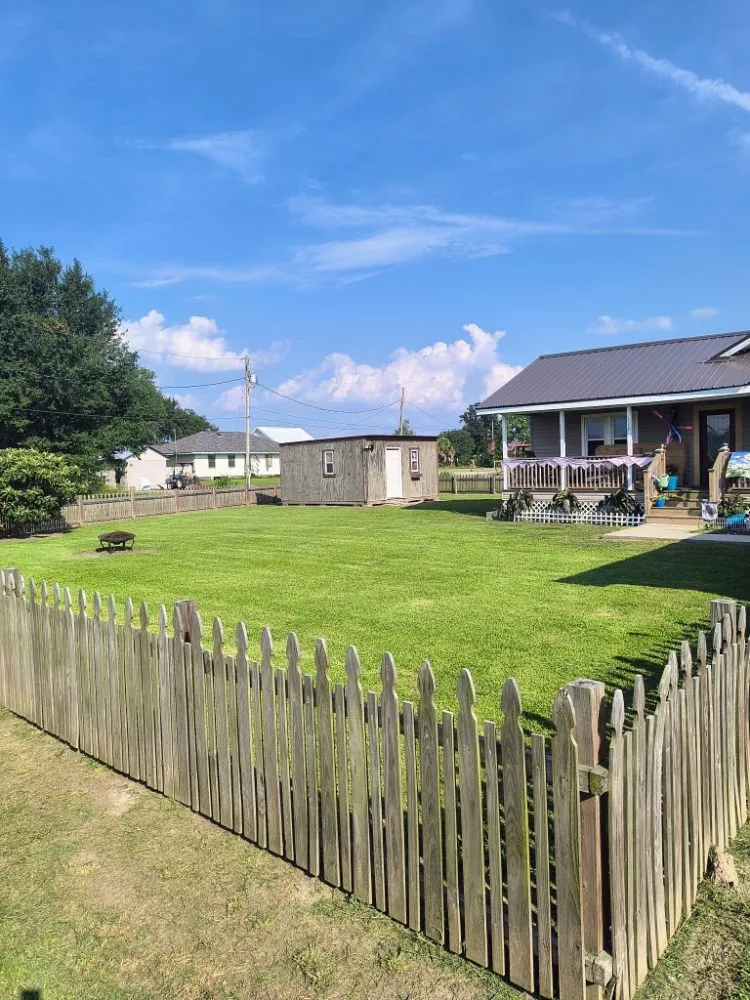 Affordable residential landscaping in Galliano, LA - Dupree's Lawn Service