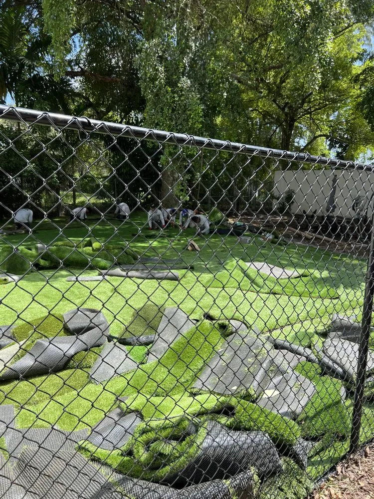 Custom residential landscaping experts serving Pompano Beach, FL - Durafield