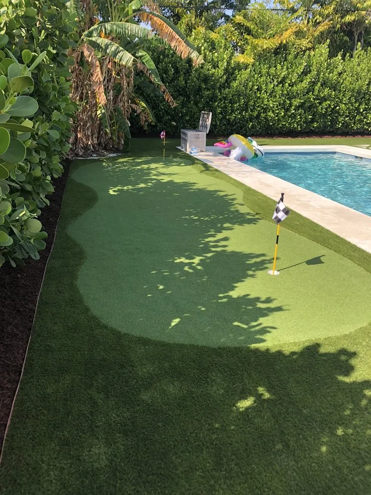 Professional yard cleanup service experts serving Pompano Beach, FL - Durafield