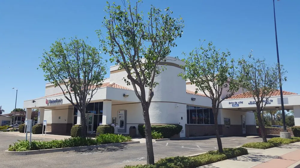 Top-rated yard cleanup service in Santa Maria, CA by Duraground Landscapes