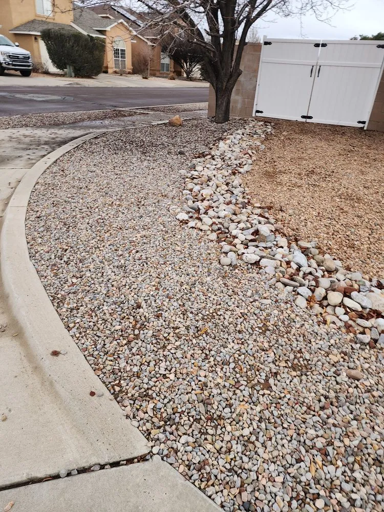 Trusted lawn mowing service in Albuquerque, NM - Duran Landscaping, Cleaning and Handyman Services