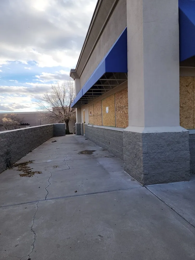 Custom yard maintenance experts serving Albuquerque, NM - Duran Landscaping, Cleaning and Handyman Services