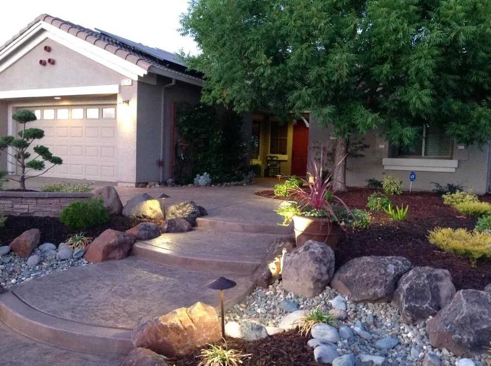 Professional garden landscaping near you across Loomis, CA - Duran Landscaping