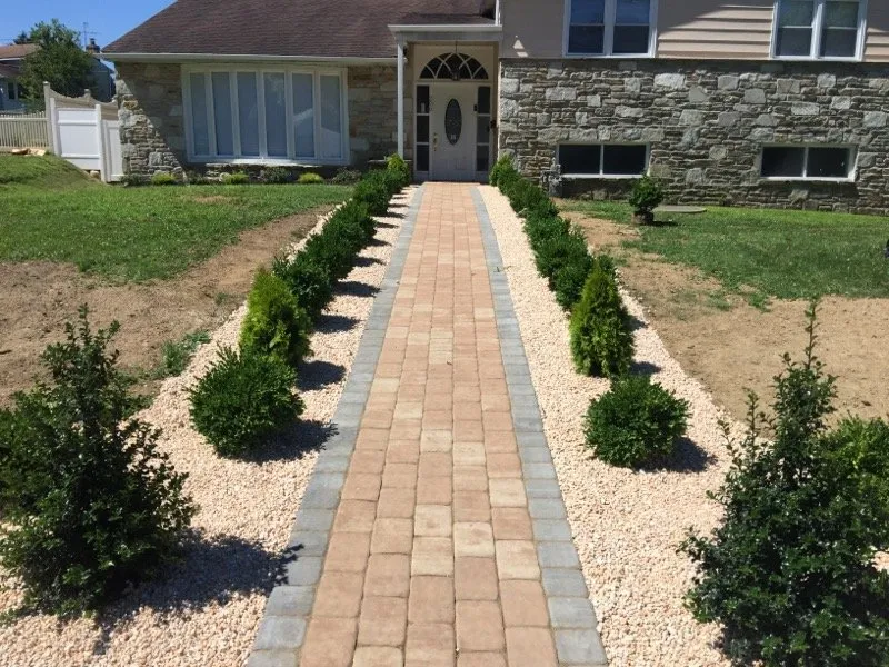 Top-rated yard cleanup service near you in Philadelphia, PA by Duran landscaping