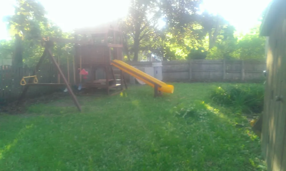 Top-rated lawn care service in Woodridge, IL - Durane's Landscaping