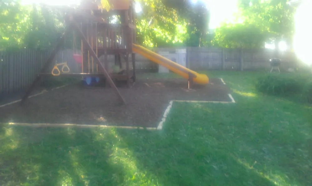 Reliable yard maintenance for residential properties in Woodridge, IL by Durane's Landscaping