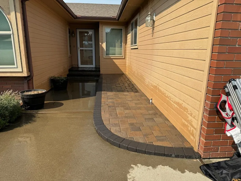 Reliable garden landscaping for homes in Arlington, WA by Durans Landscaping Services