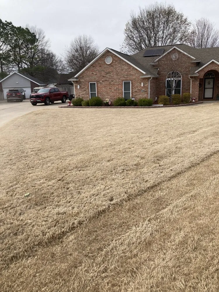 Custom outdoor landscaping experts serving Springdale, AR - Duran’s Landscaping