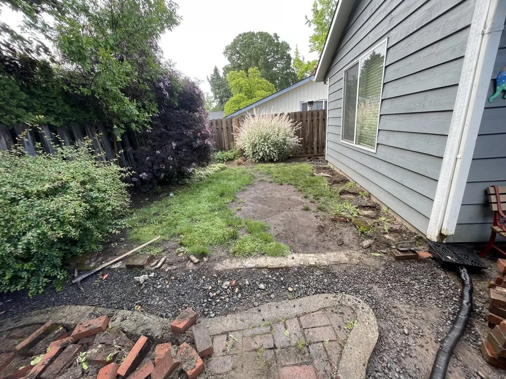 Custom yard maintenance with custom design in Washougal, WA by Duran's Landscaping