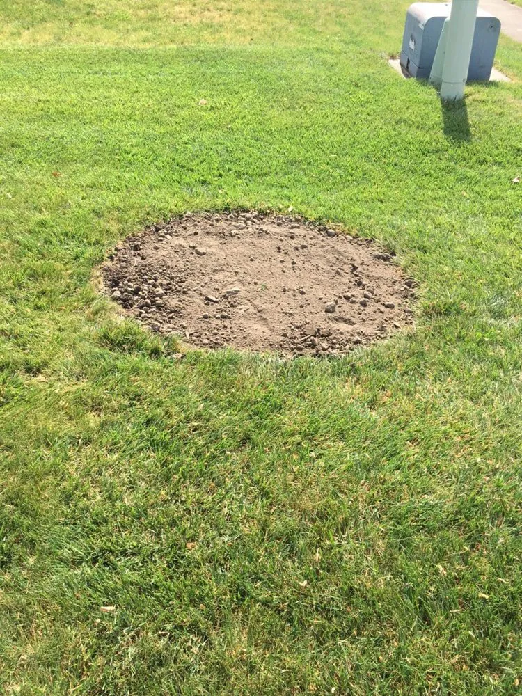 Professional outdoor landscaping for residential properties in Peoria, IL by Durdel Ted Landscaping & Tree Service