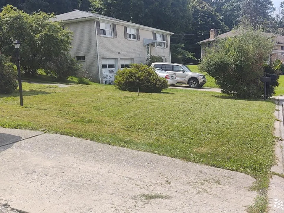 Top-rated outdoor landscaping in Carlisle, PA by Durfs Services