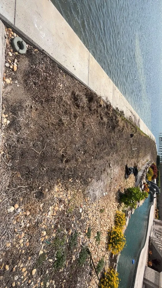 Trusted landscape design experts serving Palmetto, FL - Dusk 2 Dawn