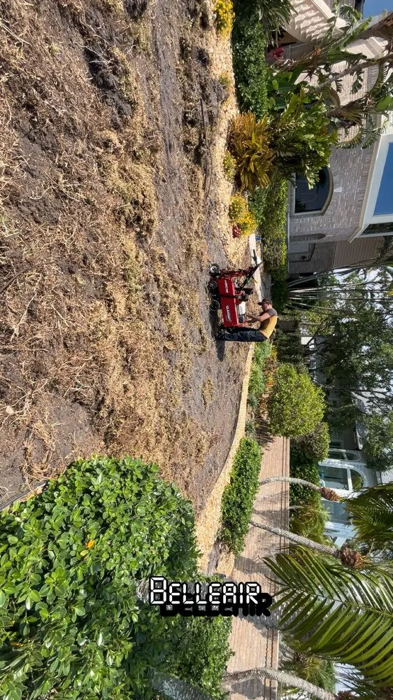 Custom garden landscaping in Palmetto, FL - Dusk 2 Dawn