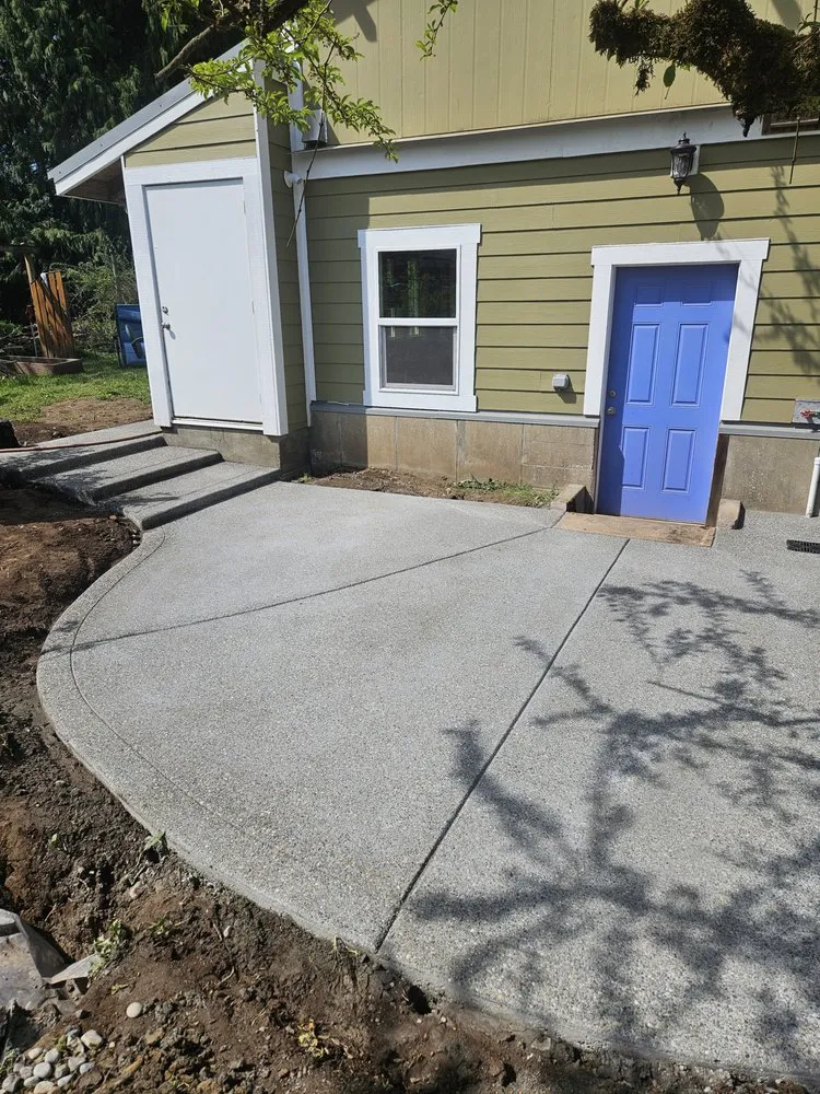 Top-rated outdoor landscaping in Lacey, WA - Dustin Concrete