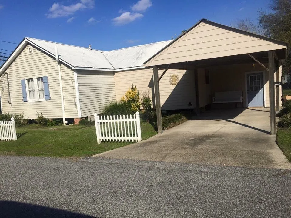 Top-rated landscape installation for homes across Lafayette, LA - Dustin Yard Maintenance