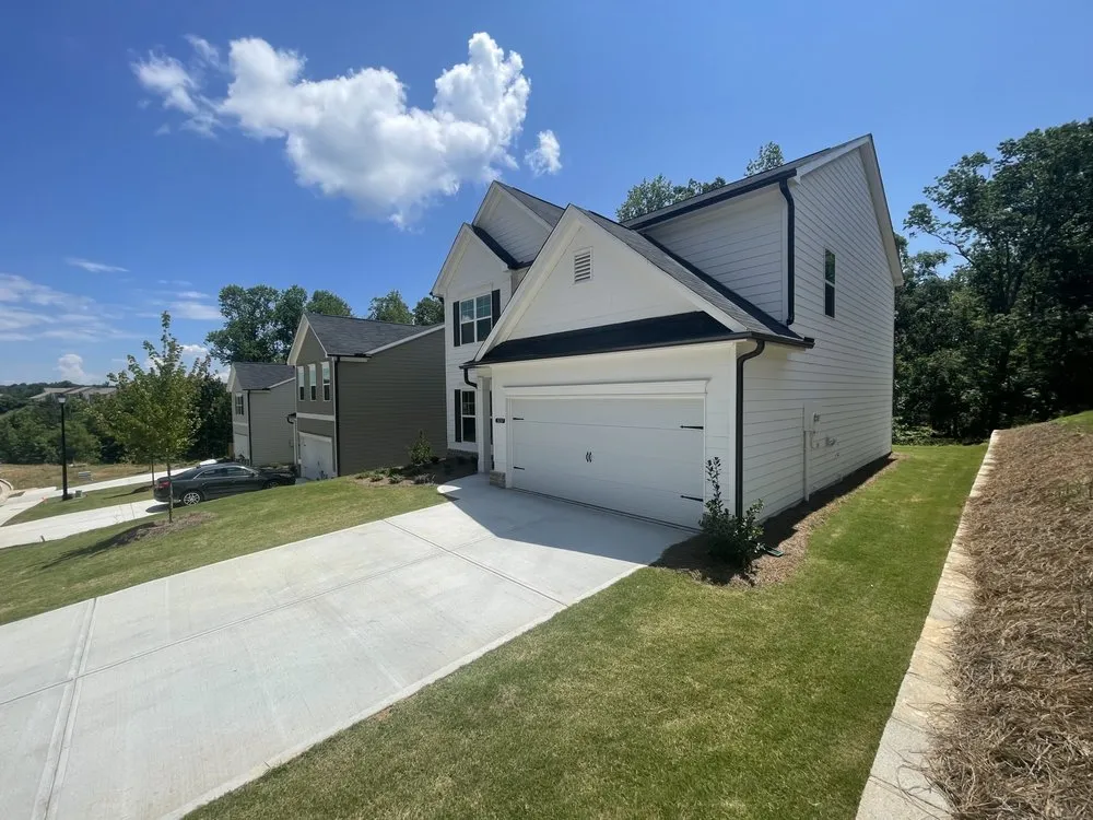 Professional garden landscaping in Norcross, GA - Dustins Landscaping