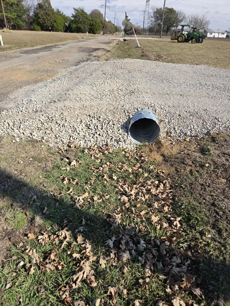 Affordable garden landscaping experts serving Savoy, TX - Dusty Boots Land Services